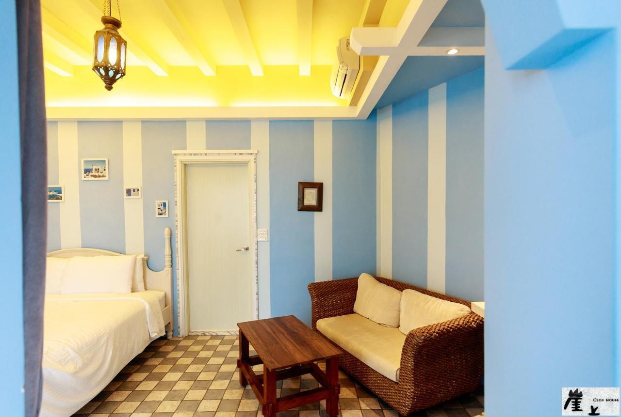 崖上民宿 Cliff House B&B Фэнбинь Экстерьер фото
