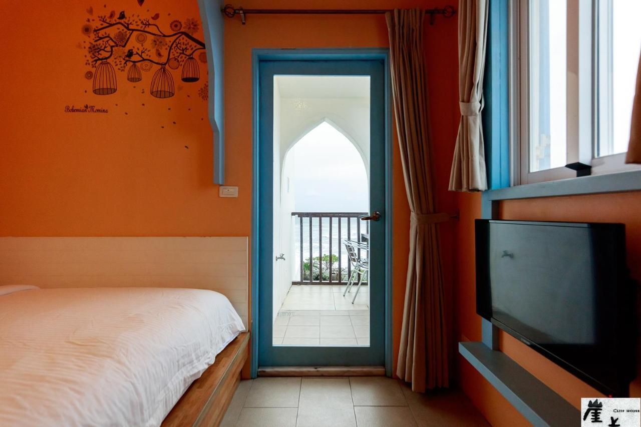 崖上民宿 Cliff House B&B Фэнбинь Экстерьер фото