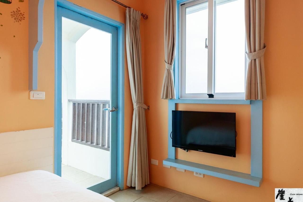 崖上民宿 Cliff House B&B Фэнбинь Экстерьер фото
