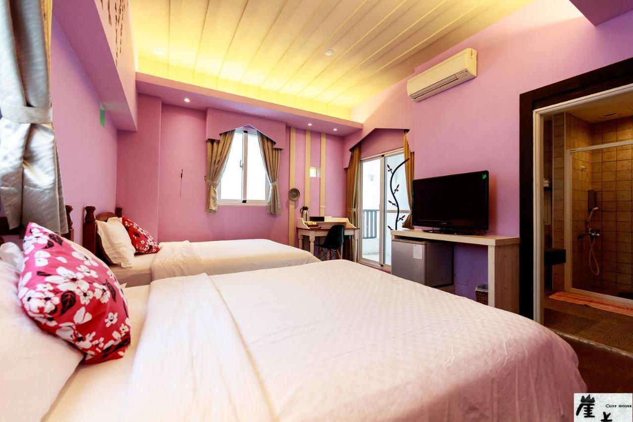 崖上民宿 Cliff House B&B Фэнбинь Экстерьер фото