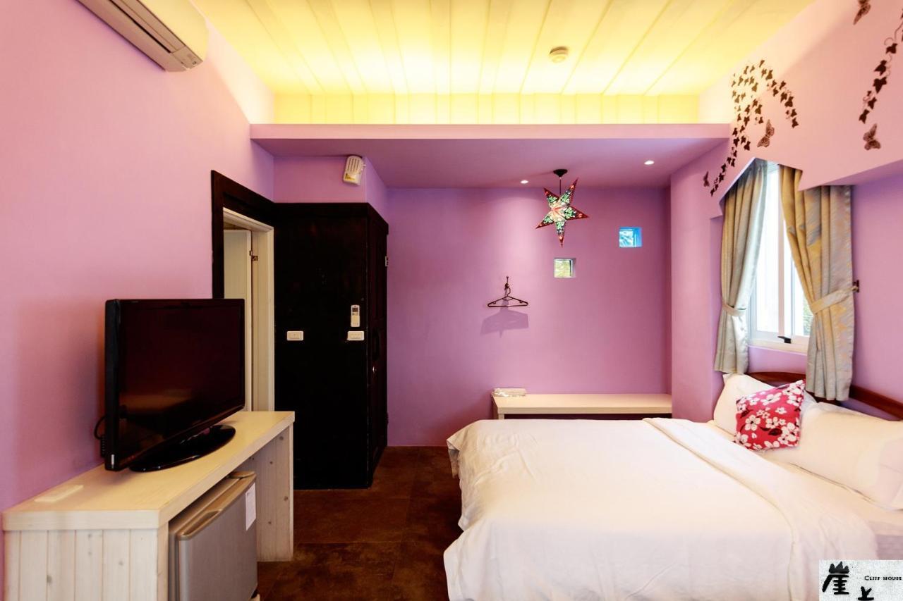 崖上民宿 Cliff House B&B Фэнбинь Экстерьер фото
