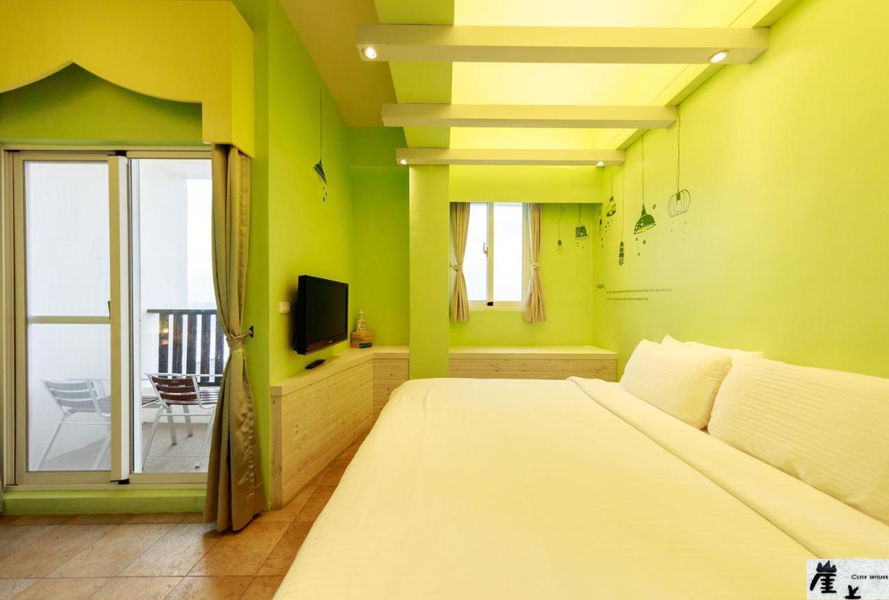 崖上民宿 Cliff House B&B Фэнбинь Экстерьер фото